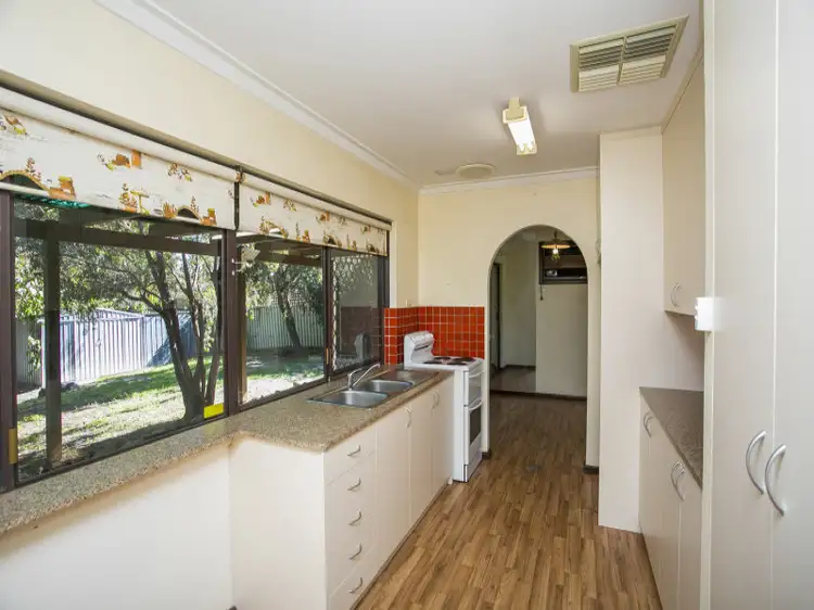 Seventh view of Homely house listing, 5 Abbott Way, Swan View WA 6056