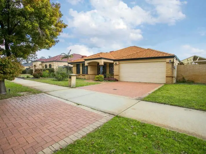 5 Ponte Vecchio Boulevard, Ellenbrook WA 6069