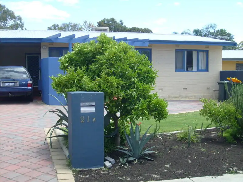 Main view of Homely house listing, B/21 Sturtridge Road, Lockridge WA 6054