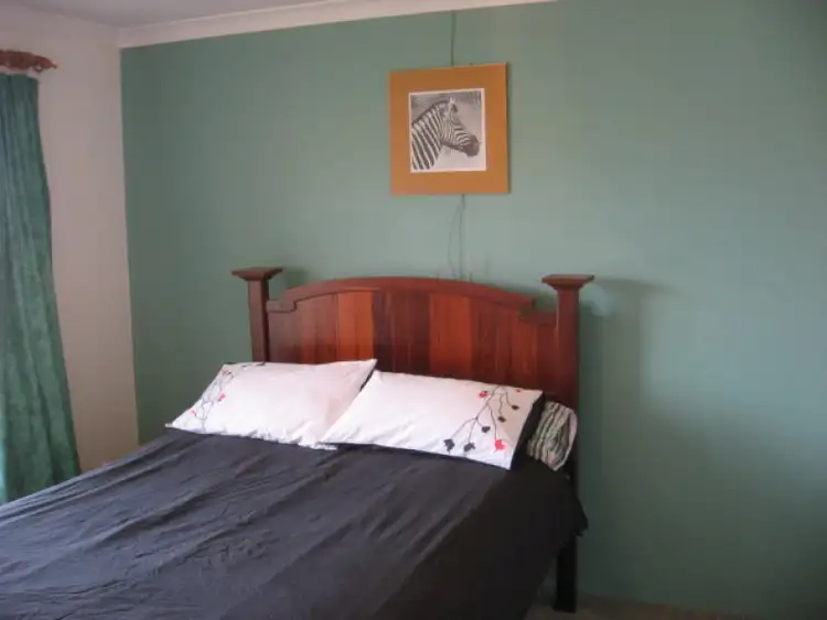 Fifth view of Homely house listing, 18 Woodview Retreat, Caversham WA 6055