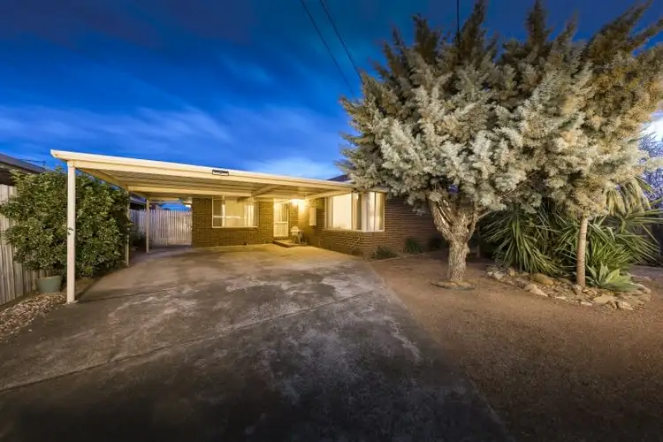 25 Lillypilly Crescent, Kings Park VIC 3021
