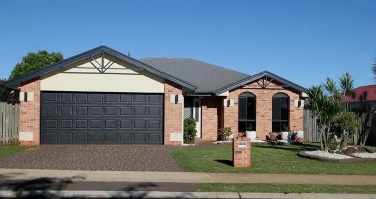 5 Menzies Street, Middle Ridge QLD 4350