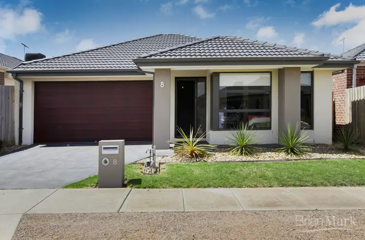 8 Amelie Parade, Tarneit VIC 3029