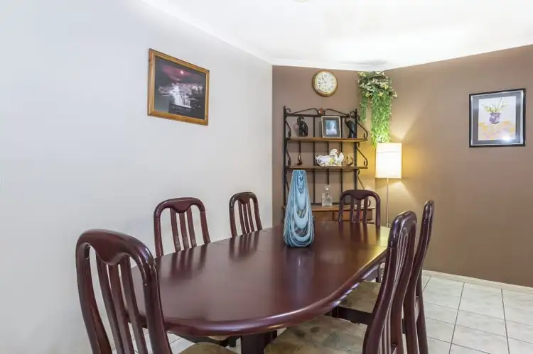 Fifth view of Homely house listing, 10 Patonga Drive, Delahey VIC 3037