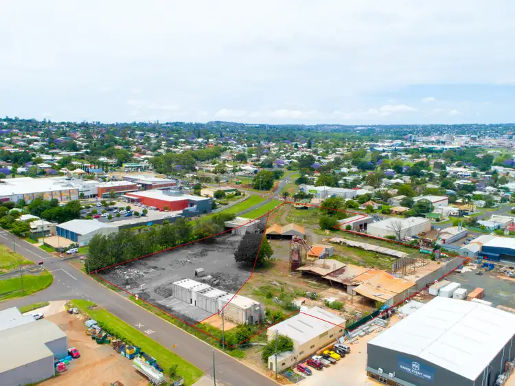 105 North St, Toowoomba QLD 4350