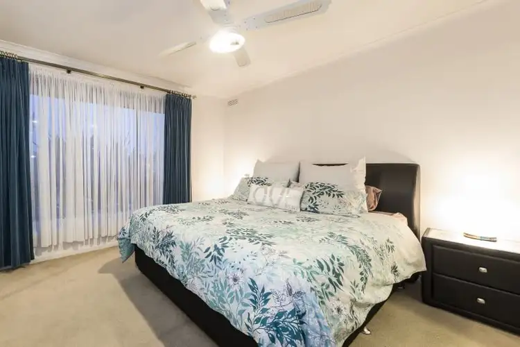 Sixth view of Homely house listing, 5 Antrim Court, Deer Park VIC 3023