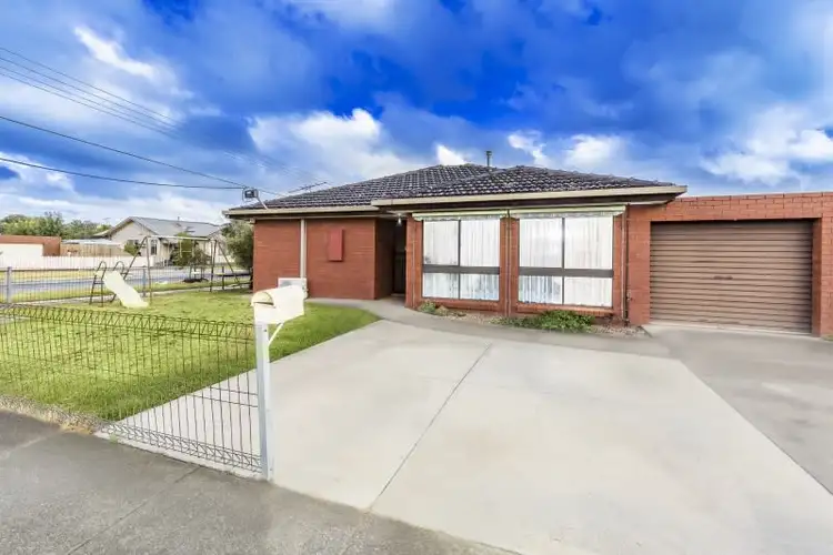 3/7-9 Disraeli Street, St Albans VIC 3021
