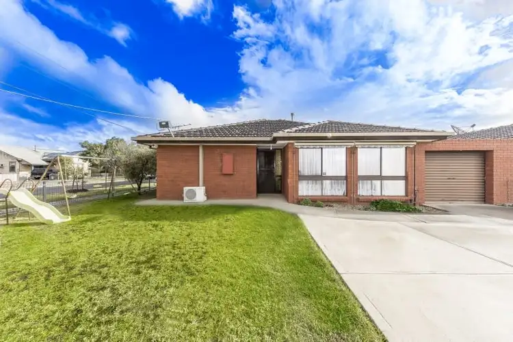 Second view of Homely house listing, 3/7-9 Disraeli Street, St Albans VIC 3021