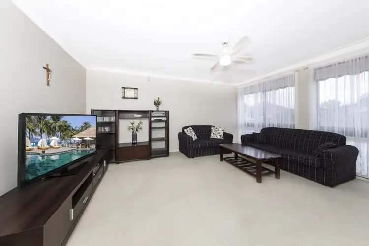 Third view of Homely house listing, 3/7-9 Disraeli Street, St Albans VIC 3021