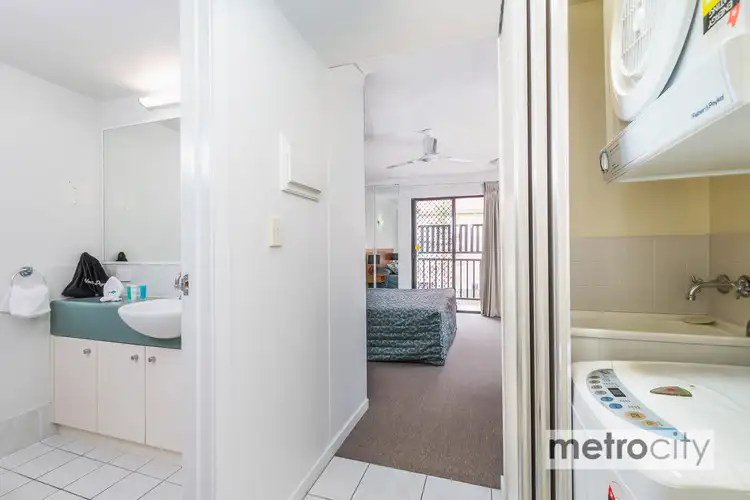 Fifth view of Homely apartment listing, 4/49 Russell Street, South Brisbane QLD 4101