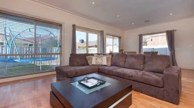 Fifth view of Homely house listing, 16 Daintree Retreat, Caroline Springs VIC 3023