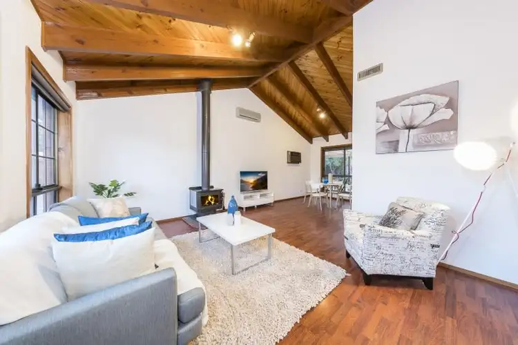 Fourth view of Homely house listing, 10 Zedel Close, Keilor Downs VIC 3038