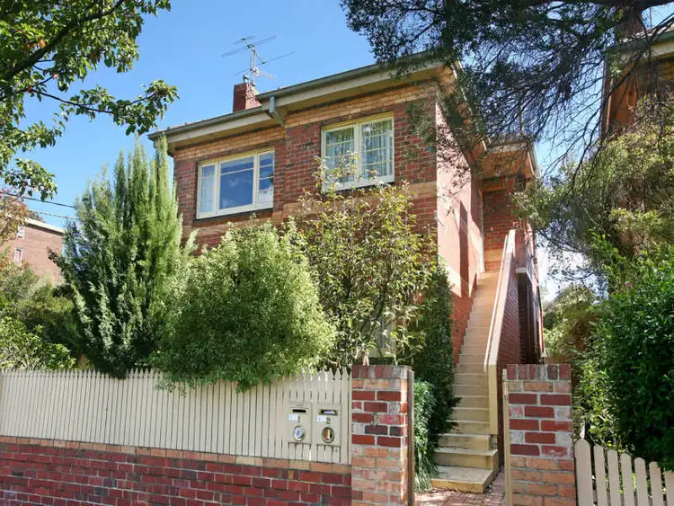 1-2, 3 Fairbairn Road, Toorak VIC 3142