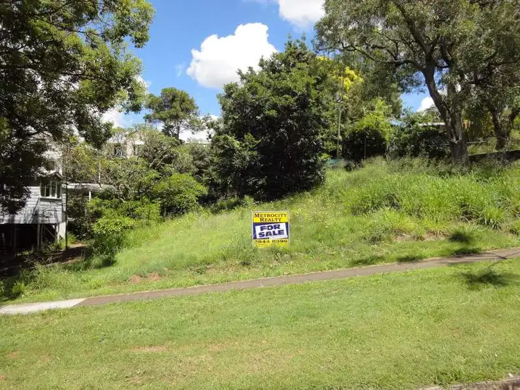 35 Ruth Street, Highgate Hill QLD 4101