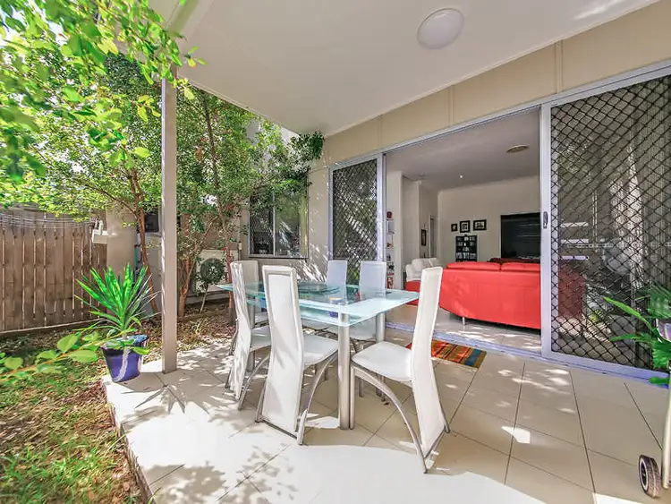 4/42 Julia Street, Wavell Heights QLD 4012