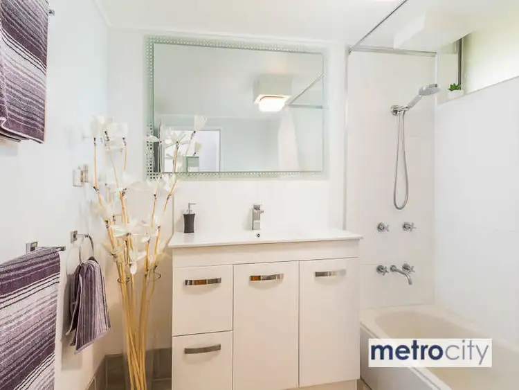 Fourth view of Homely unit listing, 2/54 Kingsley Parade, Yeronga QLD 4104