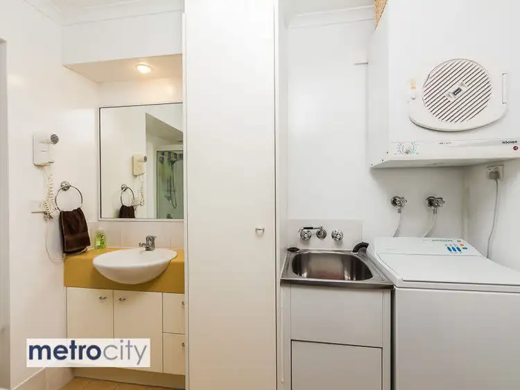 Sixth view of Homely unit listing, 202/220 Melbourne Street, South Brisbane QLD 4101