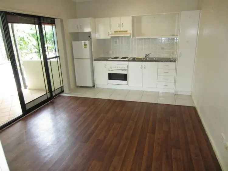 Second view of Homely apartment listing, 15/20 Terrace Street, Spring Hill QLD 4000