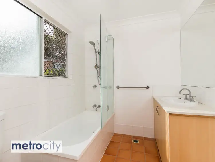Sixth view of Homely unit listing, 3/48 Ernest Street, Morningside QLD 4170
