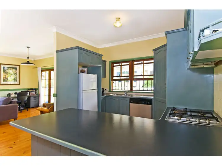 Sixth view of Homely house listing, 8 Sankey St, Highgate Hill QLD 4101