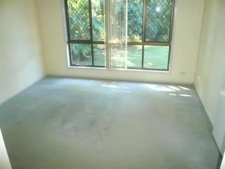 Seventh view of Homely house listing, 4 Bengal Crt, Carindale QLD 4152