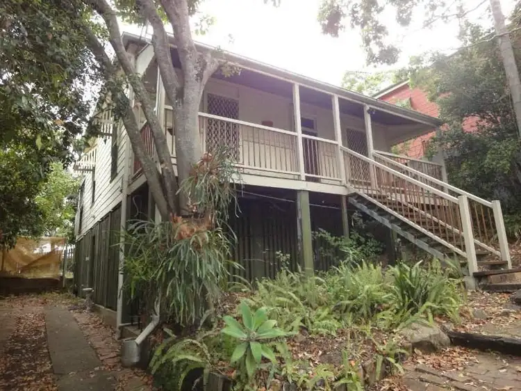 11 Jones Street, Highgate Hill QLD 4101