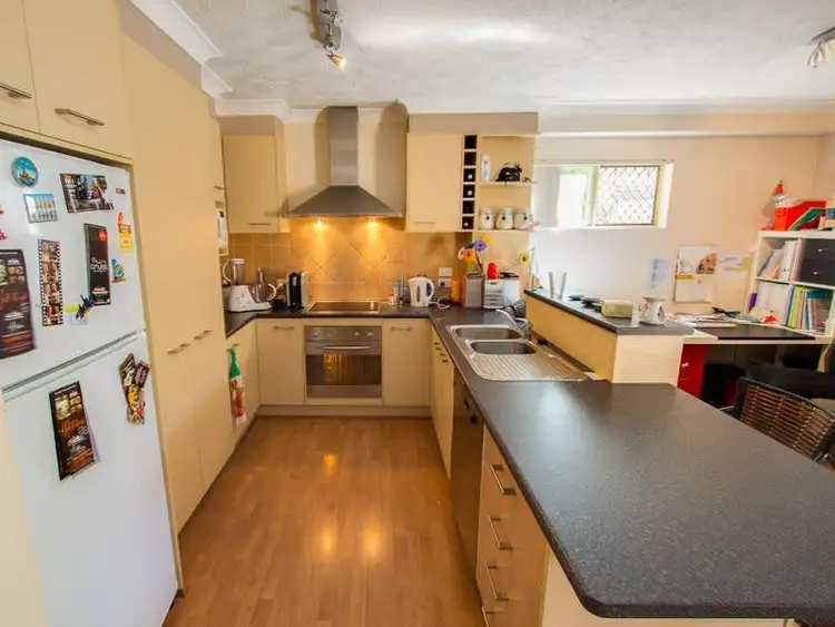 1/4 Bonney Ave, Clayfield QLD 4011