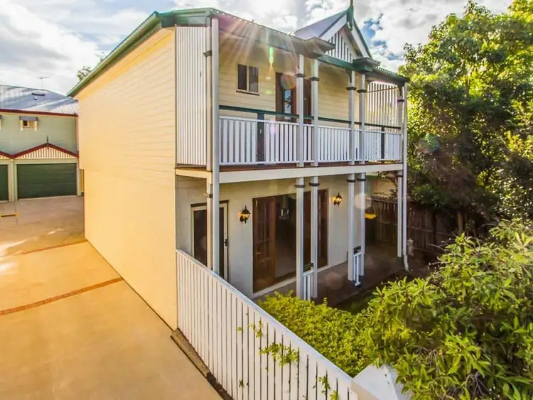 Main view of Homely townhouse listing, 2/36 Beverley Street, Morningside QLD 4170