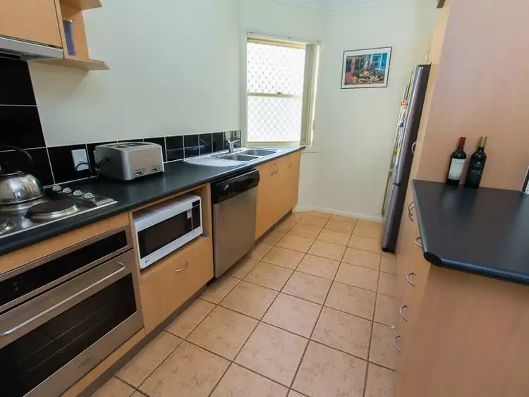 Sixth view of Homely townhouse listing, 2/36 Beverley Street, Morningside QLD 4170