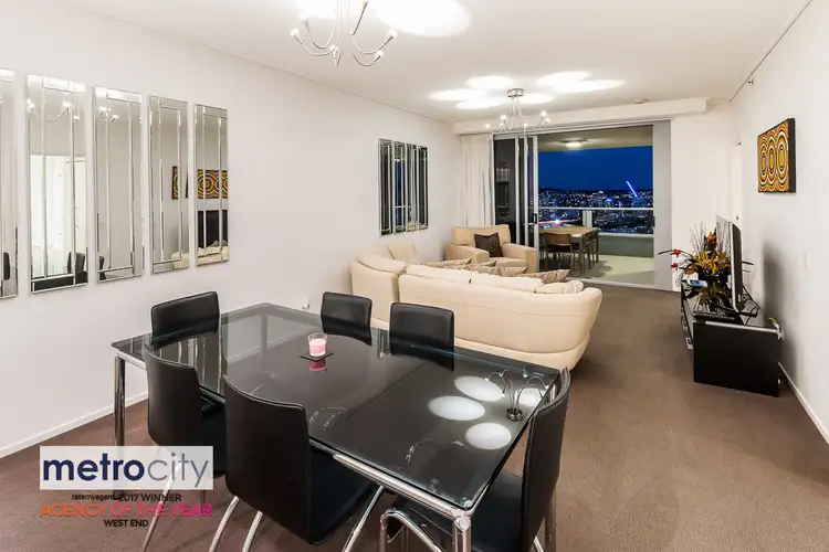 Third view of Homely apartment listing, 243/30 Macrossan Street, Brisbane City QLD 4000