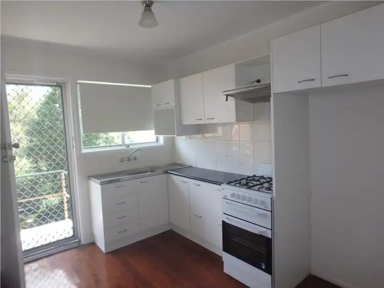 4/16 Bentley Street