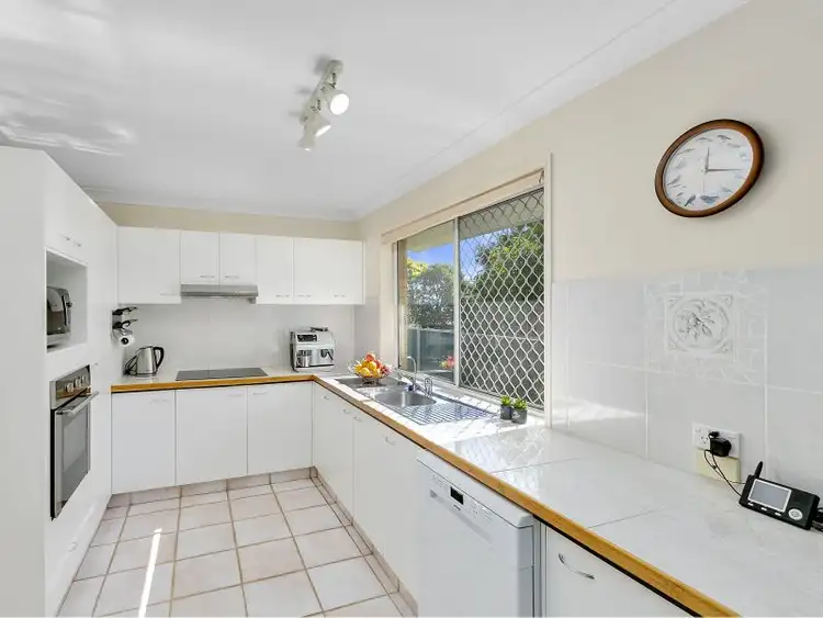Third view of Homely house listing, 6 Hampshire Close, Highland Park QLD 4211