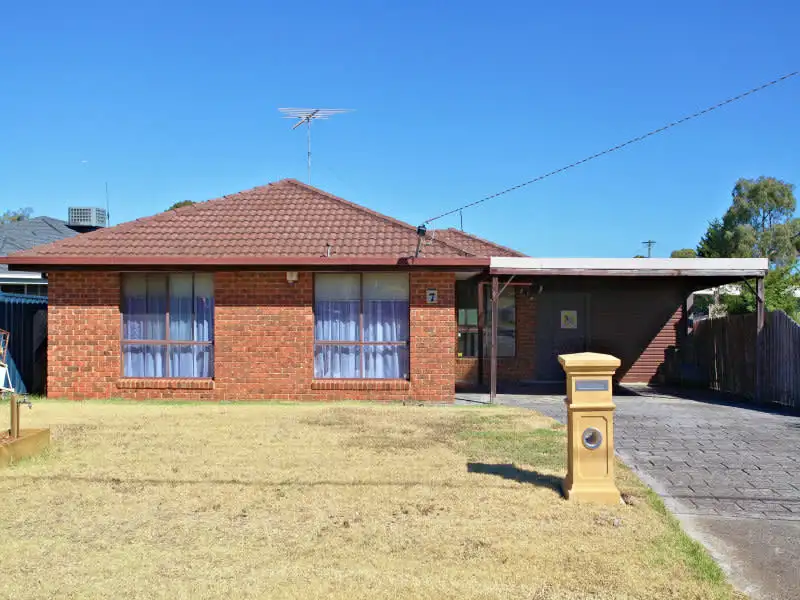 Main view of Homely house listing, 7 Kingdom Ave, Kings Park VIC 3021