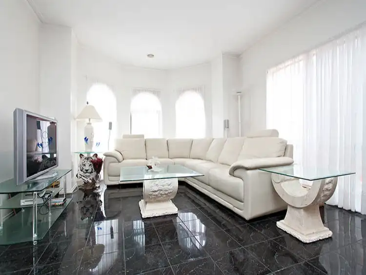 Fourth view of Homely house listing, 18 Knight Court, Hillside VIC 3037