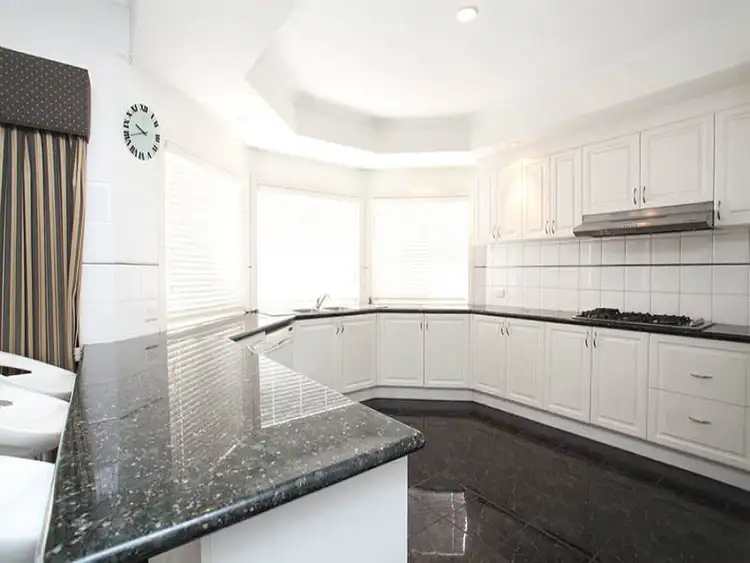 Fifth view of Homely house listing, 18 Knight Court, Hillside VIC 3037