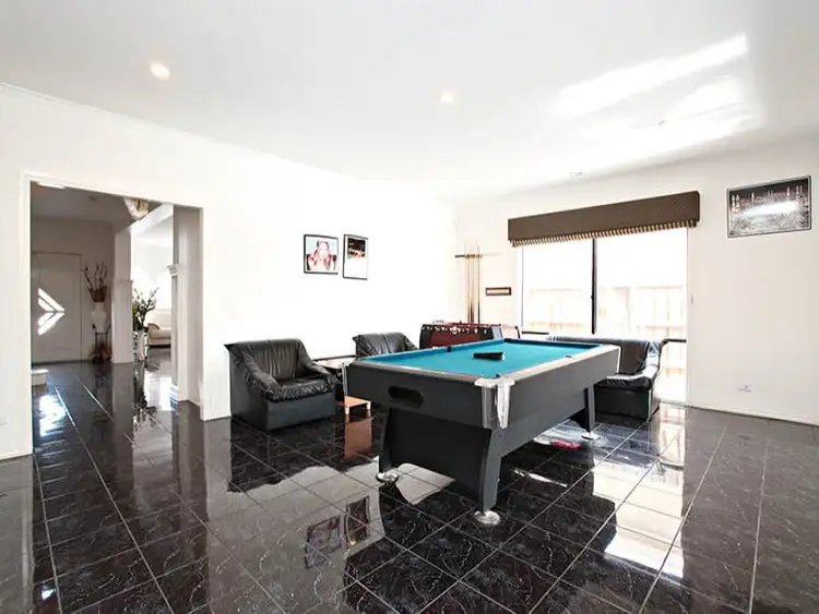 Sixth view of Homely house listing, 18 Knight Court, Hillside VIC 3037