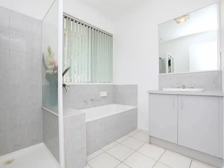 Seventh view of Homely house listing, 20 Darriwill Close, Delahey VIC 3037