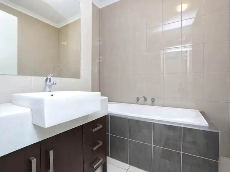Sixth view of Homely unit listing, 4/44 Norman Street, St Albans VIC 3021