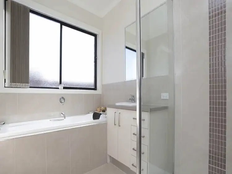 Seventh view of Homely house listing, 1 Ashridge Court, Burnside Heights VIC 3023