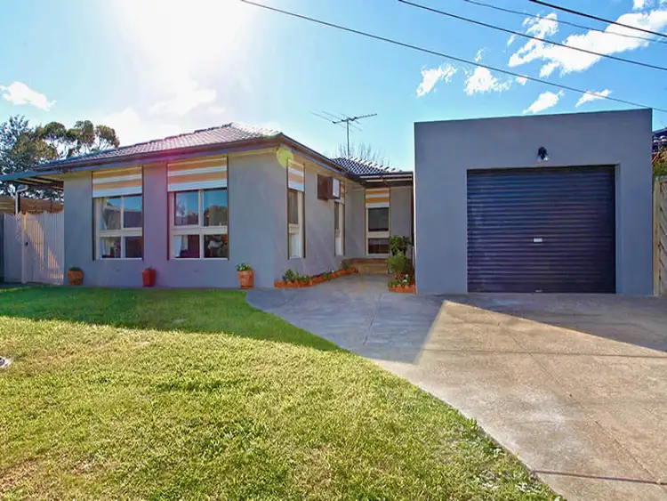 12 Magnolia Avenue, Kings Park VIC 3021