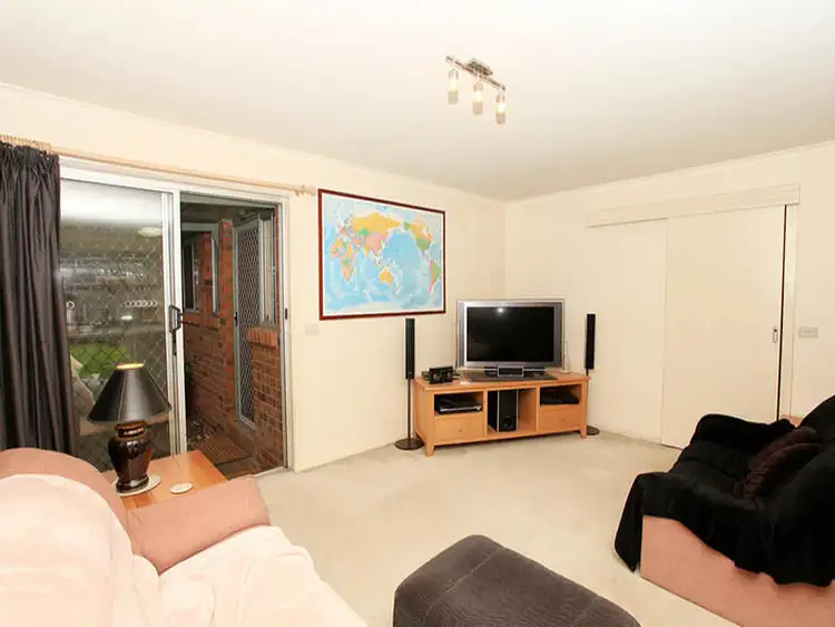 Sixth view of Homely house listing, 18 Jester Court, Kings Park VIC 3021