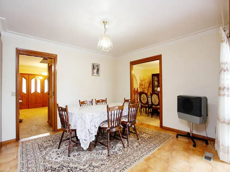 Fifth view of Homely house listing, 14 Fiat Crt, Keilor Downs VIC 3038