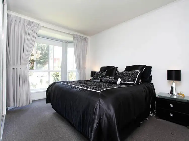 Seventh view of Homely house listing, 4 Coach Court, Kings Park VIC 3021