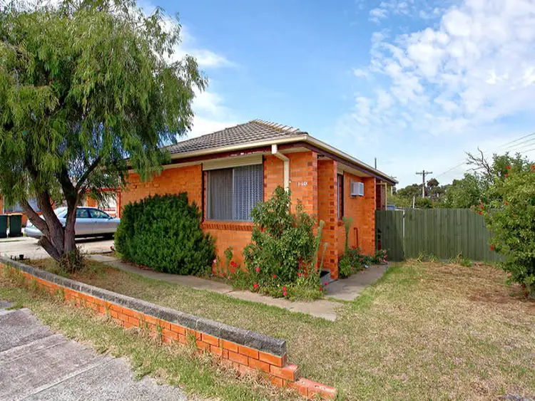 1/40 East Esplanade, St Albans VIC 3021
