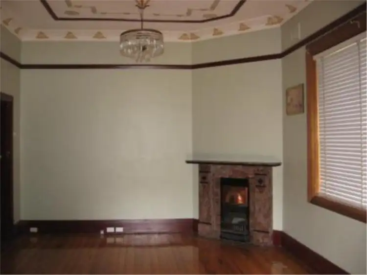 22 Riverview Road, Fairfield NSW 2165