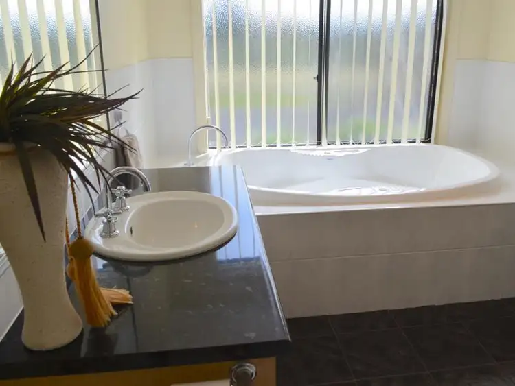 Fifth view of Homely house listing, 41 Balbethan Drive, Sunbury VIC 3429