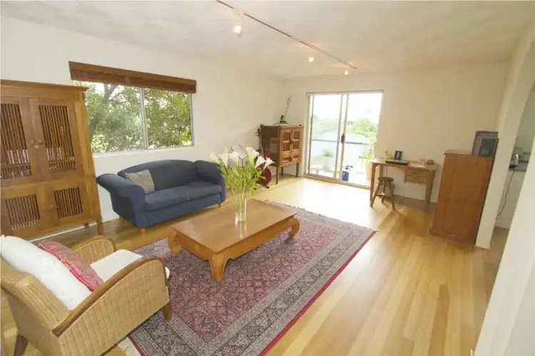 Main view of Homely unit listing, 2/77 Enoggera Terrace, Red Hill QLD 4059