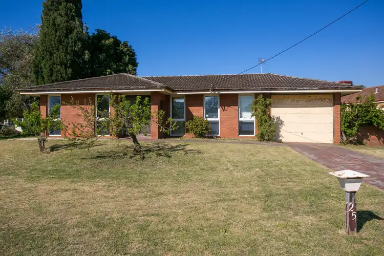 25 Bernley Drive, Viveash WA 6056