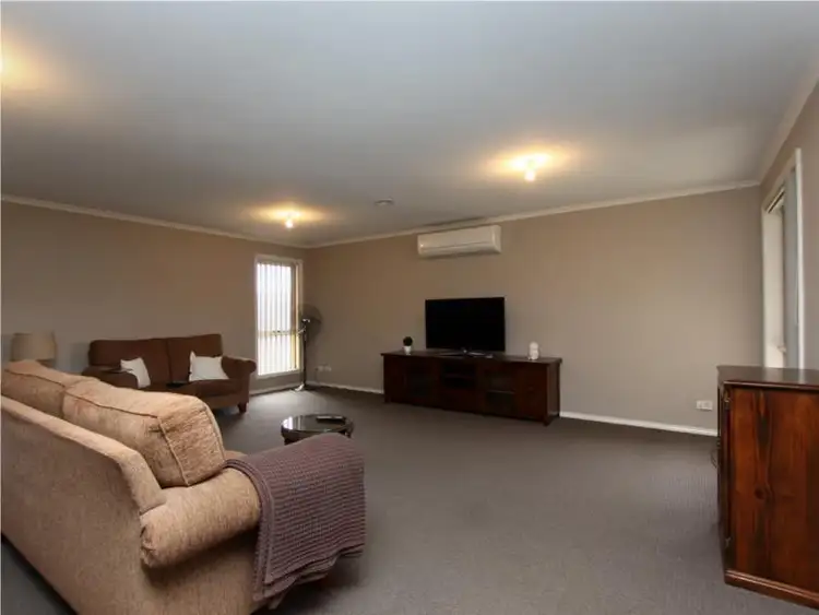 Fourth view of Homely house listing, 6 Mingay Close, Truganina VIC 3029