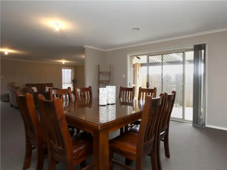 Fifth view of Homely house listing, 6 Mingay Close, Truganina VIC 3029